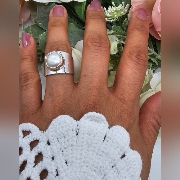 ❤️ MODERN PEARL RING - Picture 7 of 10
